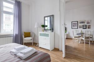 Gallery image of Lubicz Apartment next to Main Station Netflix in Krakow