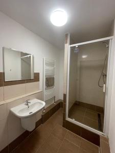Koupelna v ubytování Hostel U Sv. Štěpána