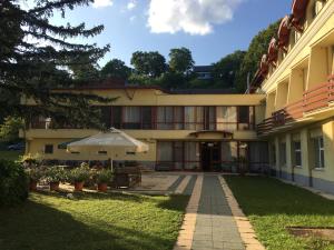 Budova, kde se bed and breakfast nachází