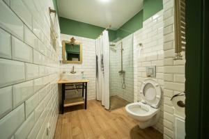Bilik mandi di Raimond Palace Hotel +37 gambar