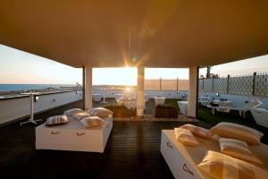 Uma varanda ou terraço em Smy Aran Blu Roma Mare