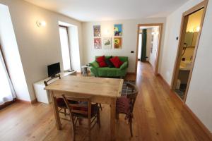 Gallery image of Enclos de Moro - Apartments Berthod in Courmayeur