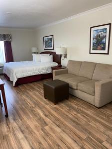 Gallery image of Homestead Lodge Apart Hotel in Pleasantville