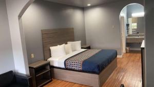 Postel nebo postele na pokoji v ubytování Palace Inn - Baytown I-10