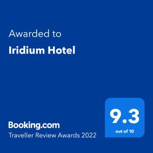 Et logo, certifikat, skilt eller en pris der bliver vist frem på Iridium Hotel
