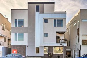 Budova, kde se prázdninový dům nachází