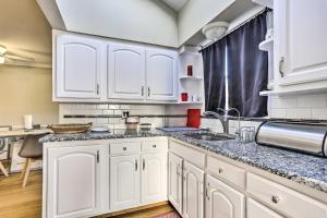 Gallery image of Long Island Apt with Shared Yard, Near Golfing! in East Meadow