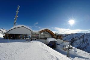 Hotel Ristorante Walser durante l'inverno