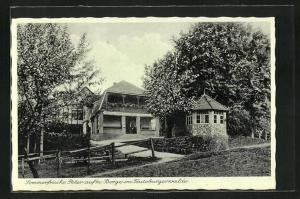 een oude zwart-witte foto van een huis bij Waldhotel "Peter aufm Berge" in Bielefeld