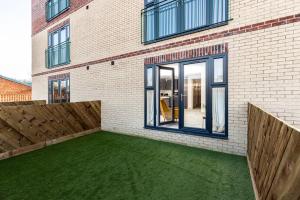 Gallery image of Avery House 2 - Two Bedroom with Outdoor Terrace by BPNE in Darlington