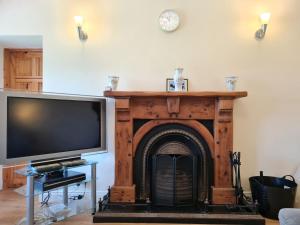 A television and/or entertainment centre at Cushatrough Claddaghduff