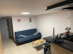 Posedenie v ubytovaní Studio dans un endroit calme et discret d Empuria