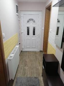 Φωτογραφία από το άλμπουμ του Apartmani Ognjen σε Nova Varos