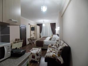 Kuchyň nebo kuchyňský kout v ubytování BeyazitHan Suites Old City