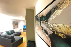 GuestReady - Sleek Stylish City Centre Apartment Sleep 6