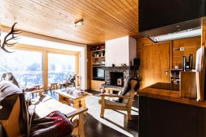 Kuchyň nebo kuchyňský kout v ubytování Chalet Lärchenwinkel, Riederalp Golmenegg