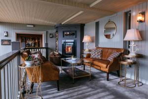 Uma área de estar em Wineport Lodge