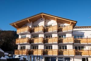 Budova, kde se hotel nachází + 29 fotografií