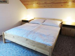 Posteľ alebo postele v izbe v ubytovaní Holiday Home Elisabeth by Interhome
