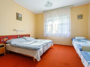 Posteľ alebo postele v izbe v ubytovaní Holiday Home Canale by Interhome + 8 fotografií
