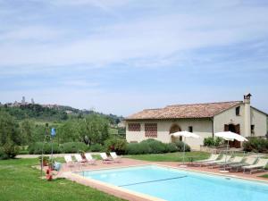 The swimming pool at or close to Villa Le Fonti di Santa Lucia by Interhome