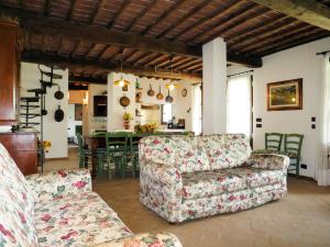 A seating area at Villa Le Fonti di Santa Lucia by Interhome