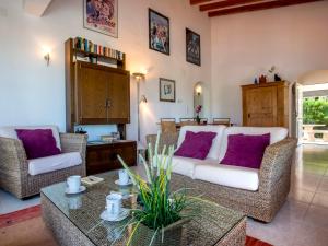 Posezení v ubytování Villa Villa Charly by Interhome