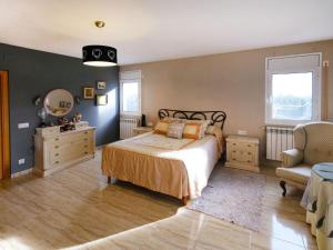 Postel nebo postele na pokoji v ubytování Villa Villa Cantos by Interhome