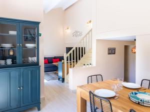 Ruang duduk di Holiday Home La Discrete by Interhome +17 gambar