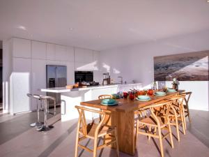 Kuchyň nebo kuchyňský kout v ubytování Villa Villa Halcon al Mar by Interhome