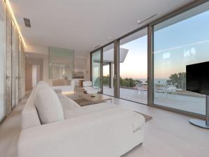 TV a/nebo společenská místnost v ubytování Villa Villa Halcon al Mar by Interhome + 68 fotografií