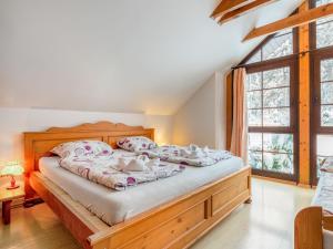 Postel nebo postele na pokoji v ubytování Holiday Home Jelení kout by Interhome