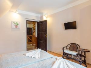 TV a/nebo společenská místnost v ubytování Holiday Home Jelení kout by Interhome