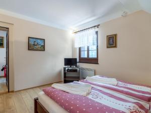 Postel nebo postele na pokoji v ubytování Holiday Home Jelení kout by Interhome
