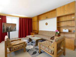 Posezení v ubytování Apartment Hubertus-2 by Interhome + 18 fotografií