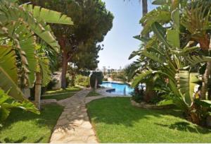 Bazén v ubytování Casa el Jardin de Indalo - Mojacar Playa nebo v jeho okolí