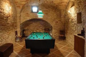 Piljardilaud majutusasutuses Residence Borgo Da Mare