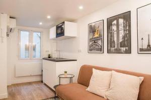 Kuchyň nebo kuchyňský kout v ubytování T2 à Paris Centre Smart TV, Nespresso, WIFI