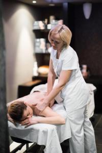 Gestir sem dvelja á Hotel Aleksander Medical & SPA