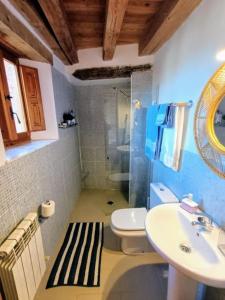 Bathroom sa Casa Florentino Casa centenaria