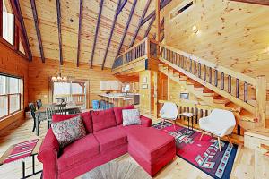 Tenderfoot Lodge