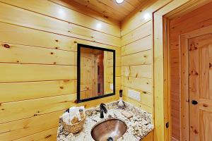 Φωτογραφία από το άλμπουμ του Tenderfoot Lodge σε Maggie Valley +25 φωτογραφίες