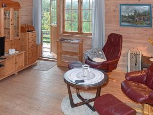 Кът за сядане в Holiday home Leirvik I Sogn