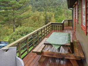 Balkón nebo terasa v ubytování Holiday home Leirvik I Sogn