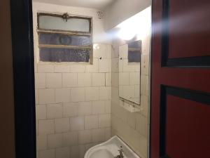 Koupelna v ubytování Hostel Casagrande + 74 fotografií