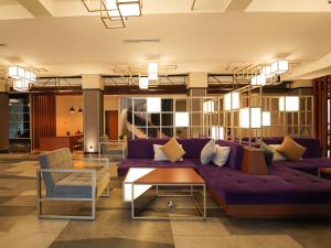 Posezení v ubytování Rayz UMM Hotel Malang