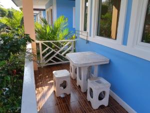 Lareena Resort Koh Larn Pattayaにあるバルコニーまたはテラス