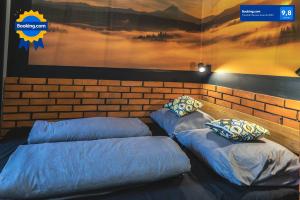 Część wypoczynkowa w obiekcie Apartamenty SPOKOLOKO Skrzyczne Residence Korzenny i Kamienny