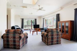 A television and/or entertainment centre at Tarcutta Retreat