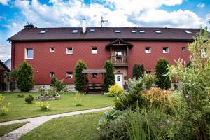 Vonkajšia záhrada v ubytovaní Pension Motel Anna